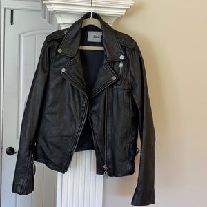 Doma, black leather jacket! Only worn once